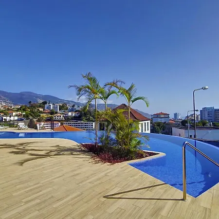 Avril Nest By Lovelystay * Funchal (Madeira)