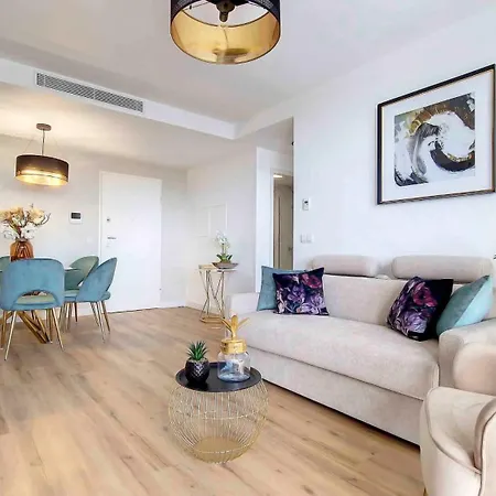 דירה Avril Nest By Lovelystay *